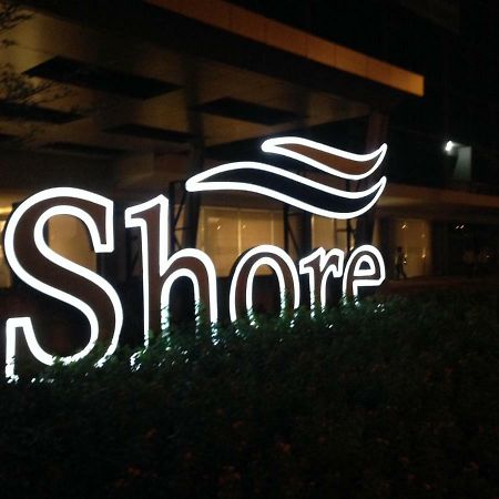 Shore Residences Moa Manila Exterior photo