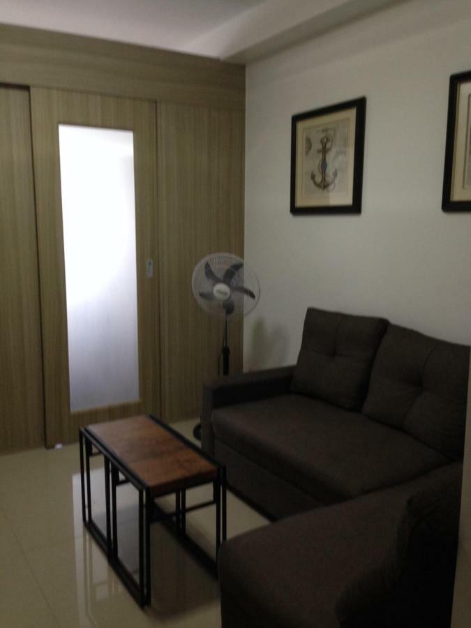 Shore Residences Moa Manila Exterior photo